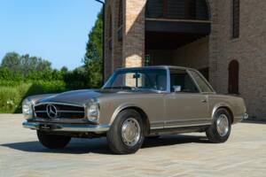 Image 3/50 of Mercedes-Benz 280 SL (1969)