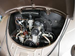 Image 26/27 of Volkswagen Beetle 1200 Standard &quot;Oval&quot; (1955)