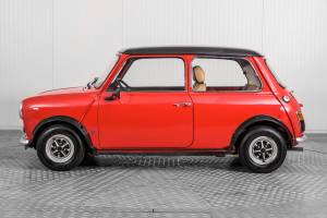 Image 16/50 de Innocenti Mini Cooper 1300 (1975)