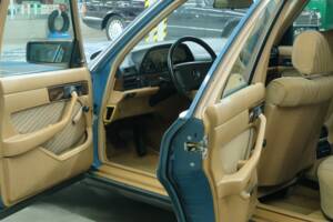 Bild 48/50 von Mercedes-Benz 280 SE (1983)