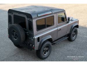 Image 7/27 of Land Rover Defender 90 (1996)