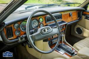 Bild 18/57 von Jaguar XJ 12 (1986)