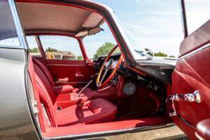 Image 40/44 de Jaguar Type E 4.2 (1964)