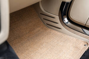 Image 24/36 of Rolls-Royce Phantom DHC (2008)