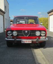 Image 2/50 of Alfa Romeo 2000 Berlina (1973)