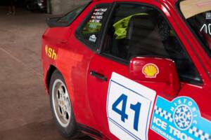 Image 36/38 of Porsche 944 (1985)
