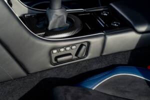 Bild 50/77 von Aston Martin V12 Vantage AMR (2018)