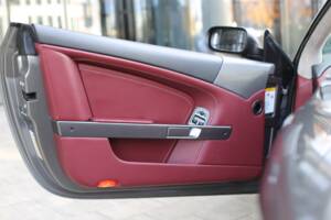 Bild 24/47 von Aston Martin DB 9 Volante (2006)