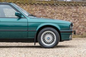 Bild 27/50 von BMW 316i Touring (1993)