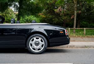 Image 16/35 of Rolls-Royce Phantom DHC (2008)
