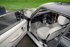 Image 72/79 of Aston Martin DB 6 (1968)