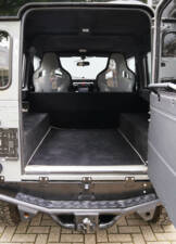 Image 50/56 of Land Rover 90 (1990)