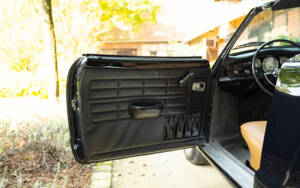 Image 42/65 de Volkswagen Karmann Ghia 1600 (1971)