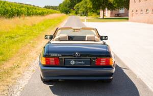 Image 7/44 de Mercedes-Benz 500 SL (1990)