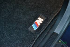 Image 22/50 of BMW 323i (1998)
