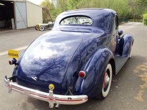 Image 11/29 de Packard eight (1936)