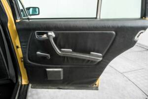 Bild 37/50 von Mercedes-Benz 300 TD Turbodiesel (1981)