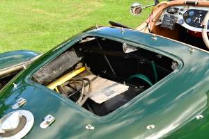 Image 24/50 of Bentley 4 1&#x2F;4 Litre (1936)