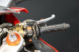 Immagine 39/50 di Ducati 996 (2000)