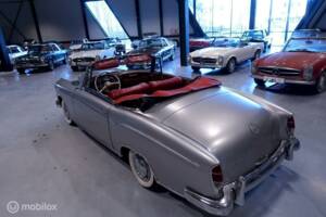 Image 8/12 de Mercedes-Benz 220 S Cabriolet (1959)