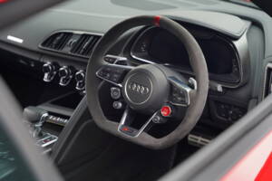 Bild 12/50 von Audi R8 V10 plus (2018)