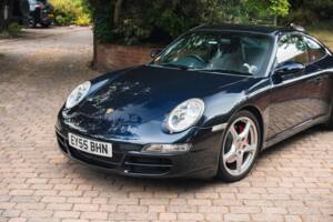 Bild 8/50 von Porsche 911 Carrera S (2005)