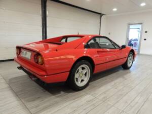 Image 4/15 de Ferrari 328 GTB (1987)