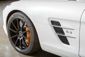 Bild 9/22 von Mercedes-Benz SLS AMG Roadster (2012)