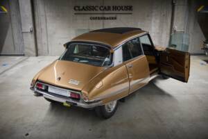 Image 32/99 of Citroën DS 23 Injection (1973)