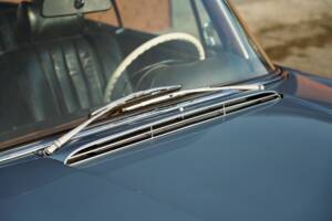 Immagine 36/84 di Mercedes-Benz 280 SE 3,5 (1970)