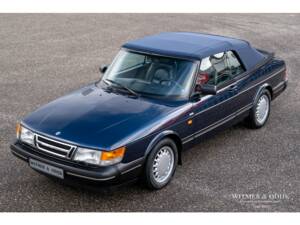 Image 6/32 of Saab 900 Turbo (1992)