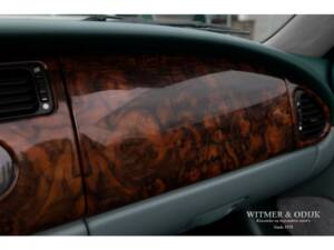 Bild 18/33 von Jaguar XKR (1999)