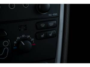Image 38/43 of Volvo V 70 2.4 (2007)