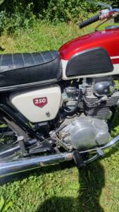 Image 8/63 of Honda CB 250 K2 (1970)