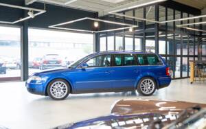Image 6/59 de Volkswagen Passat Variant 4.0 W8 (2004)