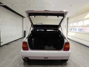Image 11/15 of Lancia Delta HF Integrale Evoluzione I &quot;Martini 5&quot; (1992)