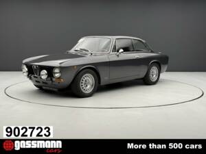 Imagen 1/15 de Alfa Romeo Giulia GT 1300 Junior (1973)