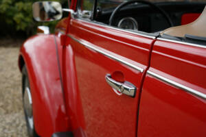 Immagine 30/50 di Volkswagen Super Beetle (1971)