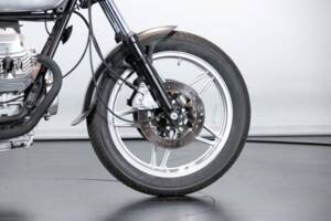 Bild 35/50 von Moto Guzzi V 35 III (1986)
