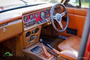 Imagen 13/45 de Reliant Scimitar GTE (1973)