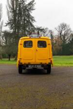 Image 24/50 of Morris Minor Van (1971)