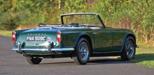 Image 21/50 of Triumph TR 4 (1965)