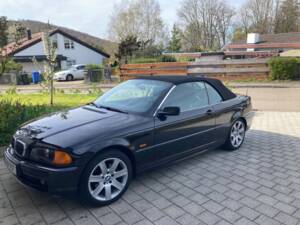 Imagen 7/7 de BMW 323Ci (2000)