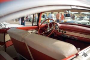 Immagine 11/17 di Ford Fairlane 500 Club Victoria (1956)