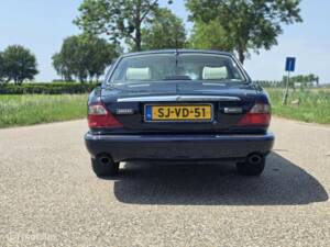 Bild 5/41 von Jaguar XJ 8 Executive (1997)