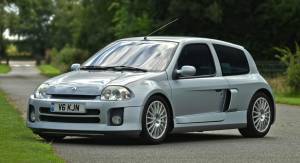 Image 13/50 de Renault Clio II V6 (2002)