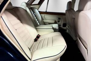 Image 19/24 of Bentley Turbo R (1989)