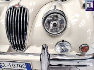 Image 15/74 of Jaguar XK 140 OTS (1956)