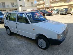 Image 15/48 of FIAT Uno 60 (1988)