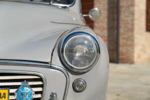 Image 10/50 of Morris Minor 1000 (1958)